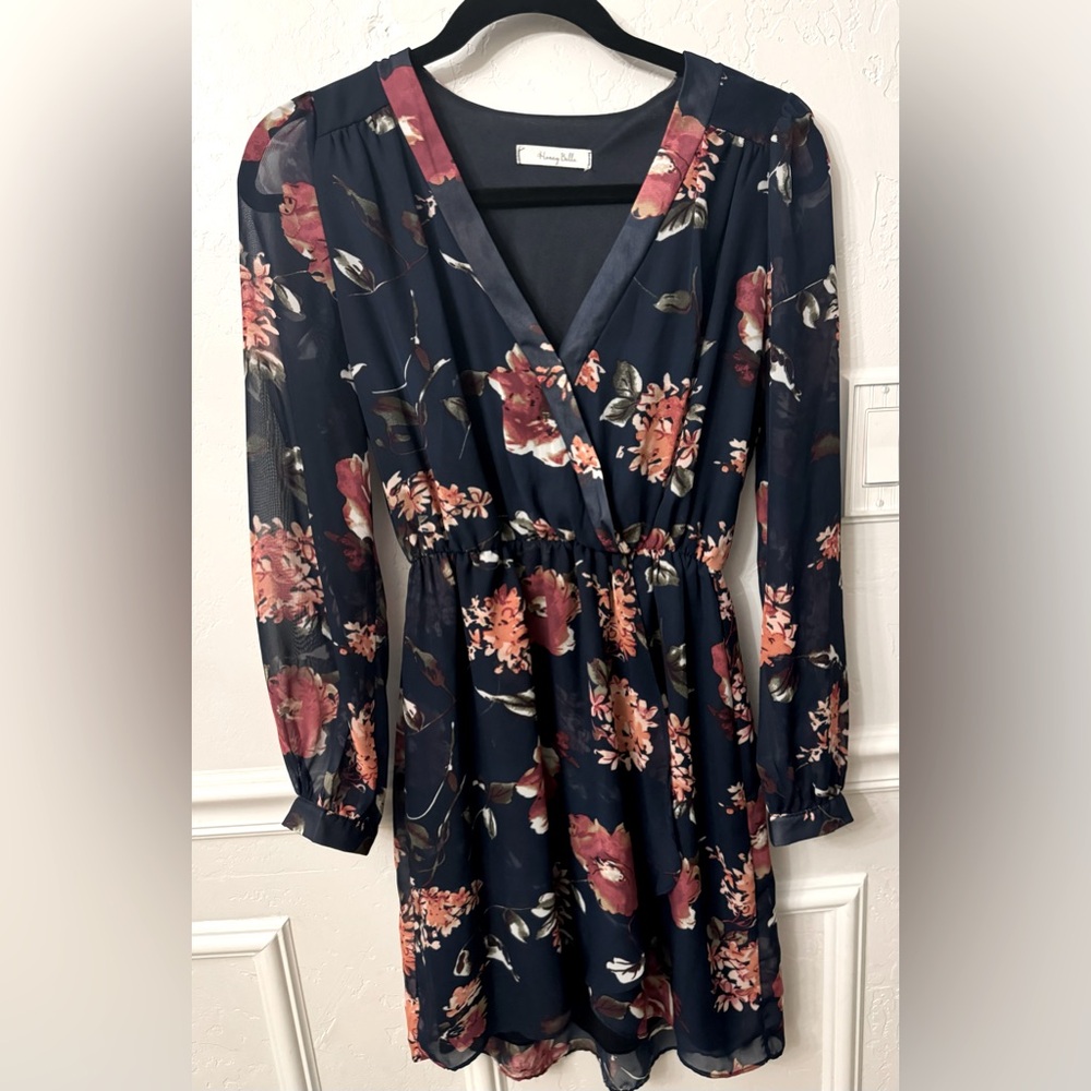 NWOT Floral Dress Size Small